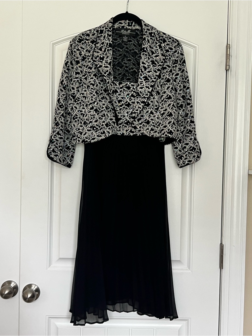 R & M Collection Black Silver Embellished Cocktail Dress Size 16